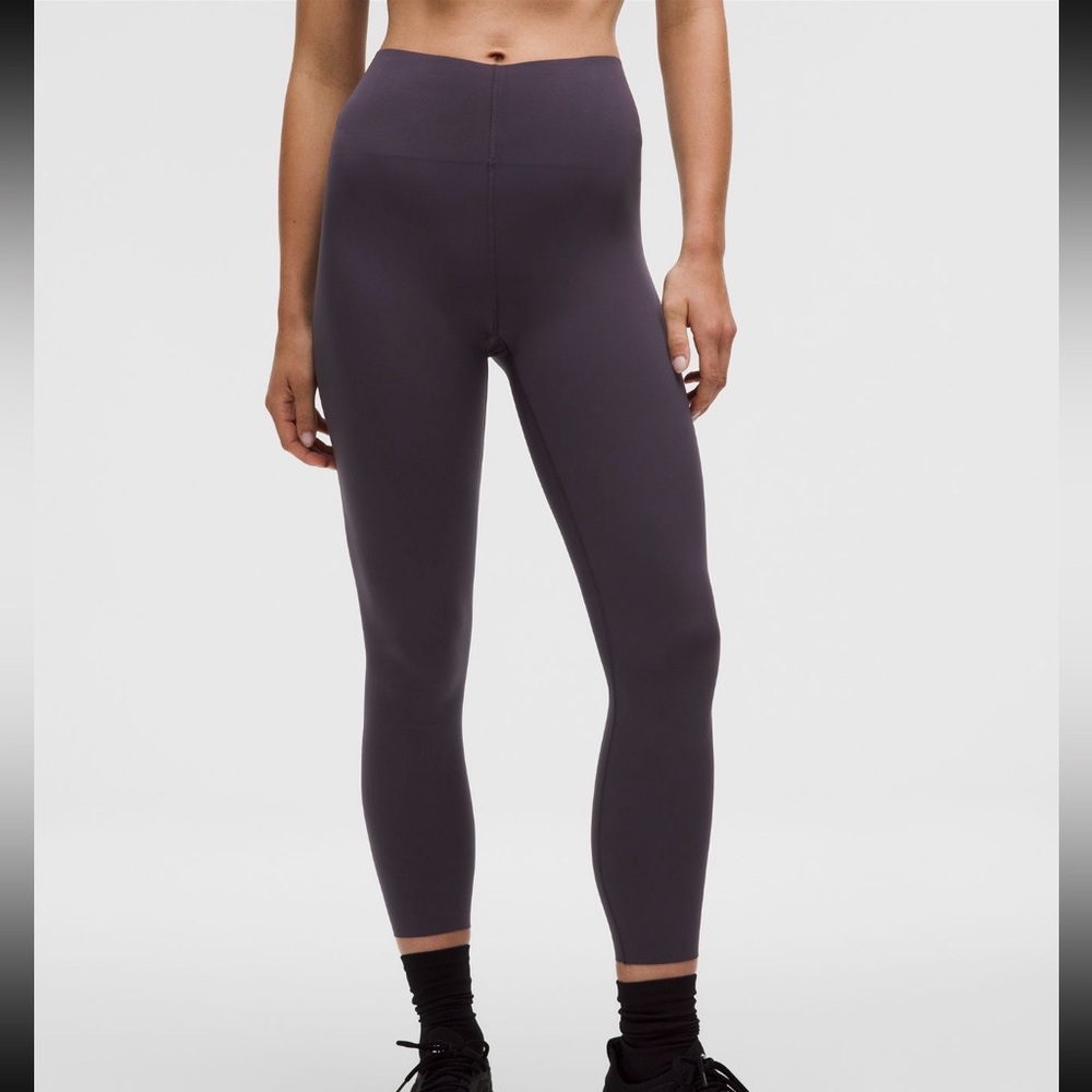 Lululemon Glow up super high rise tight 28” Sz 4 NEW